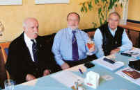 Vorstand 2008 in 800x516 Website.jpg (48137 Byte)